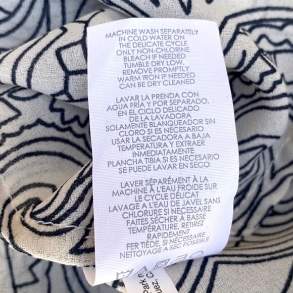 CABi Scrollwork Cream/Gray V-Neck Sleeveless Blous/Tunic #3091. Size Medium NWOT - Picture 10 of 10